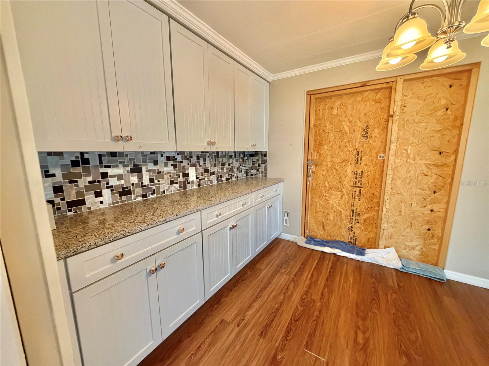 145 ROYAL PALM DR, LEESBURG, FL, 34748