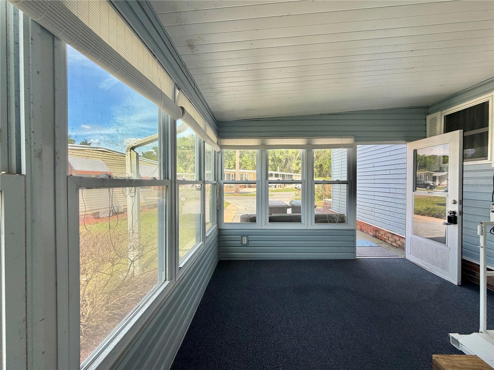 145 ROYAL PALM DR, LEESBURG, FL, 34748