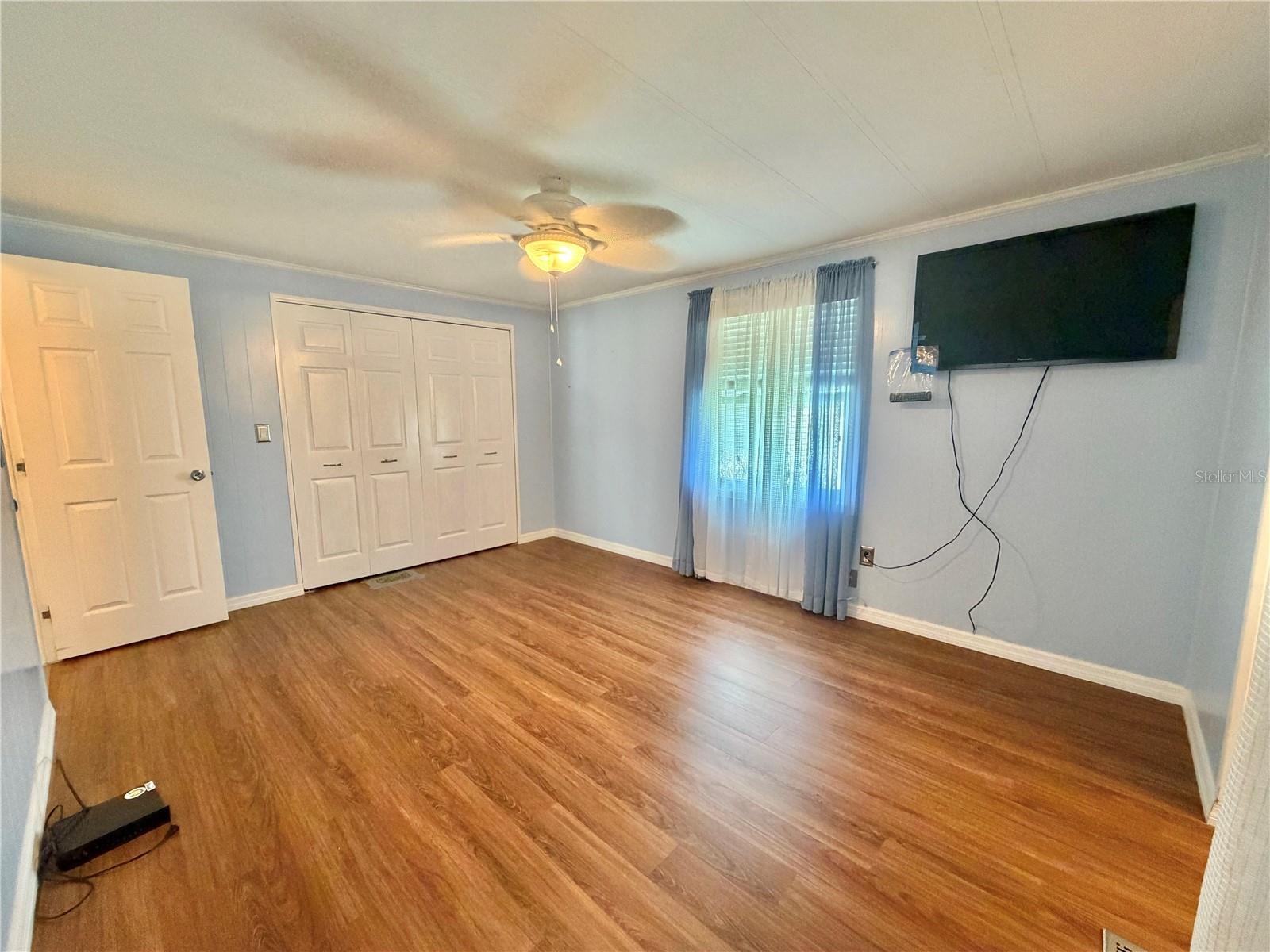 145 ROYAL PALM DR, LEESBURG, FL, 34748