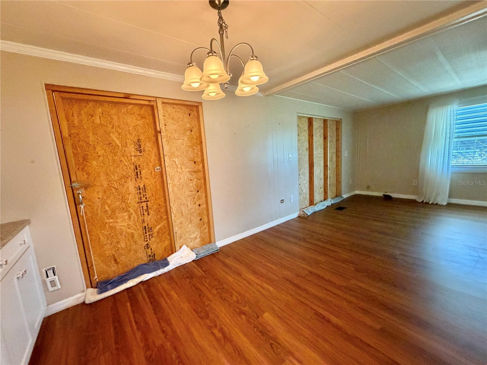 145 ROYAL PALM DR, LEESBURG, FL, 34748