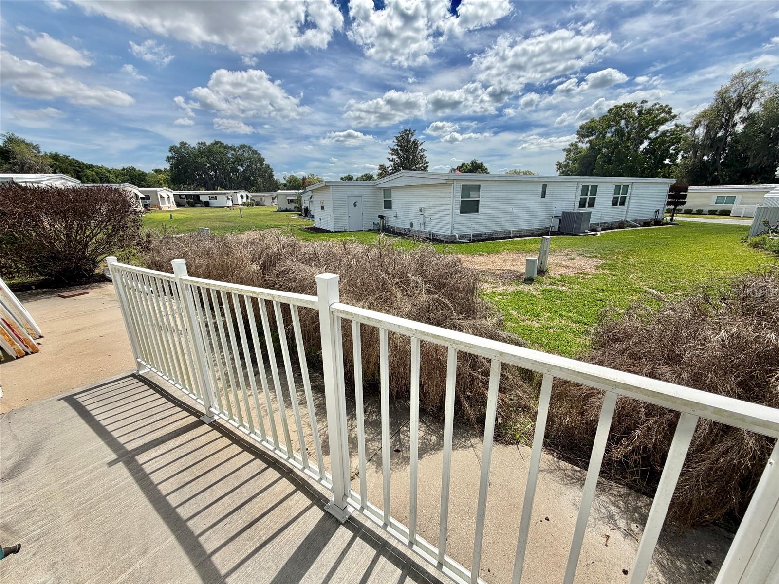 145 ROYAL PALM DR, LEESBURG, FL, 34748