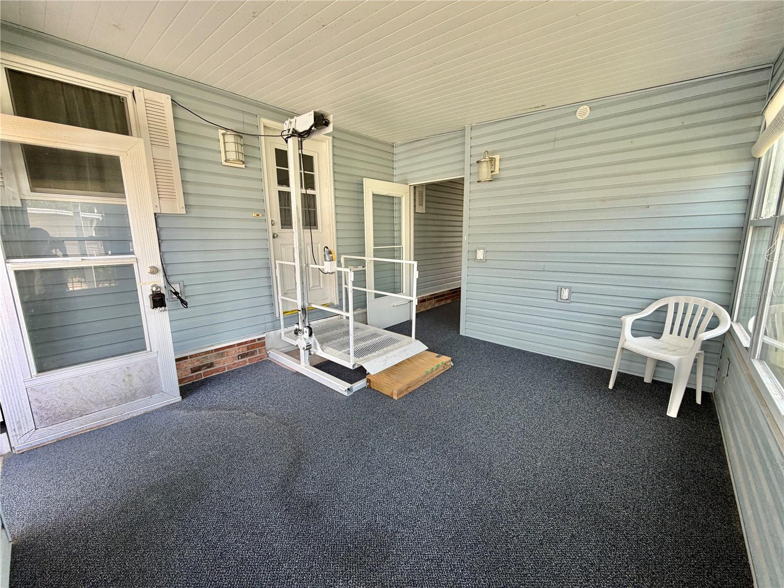 145 ROYAL PALM DR, LEESBURG, FL, 34748