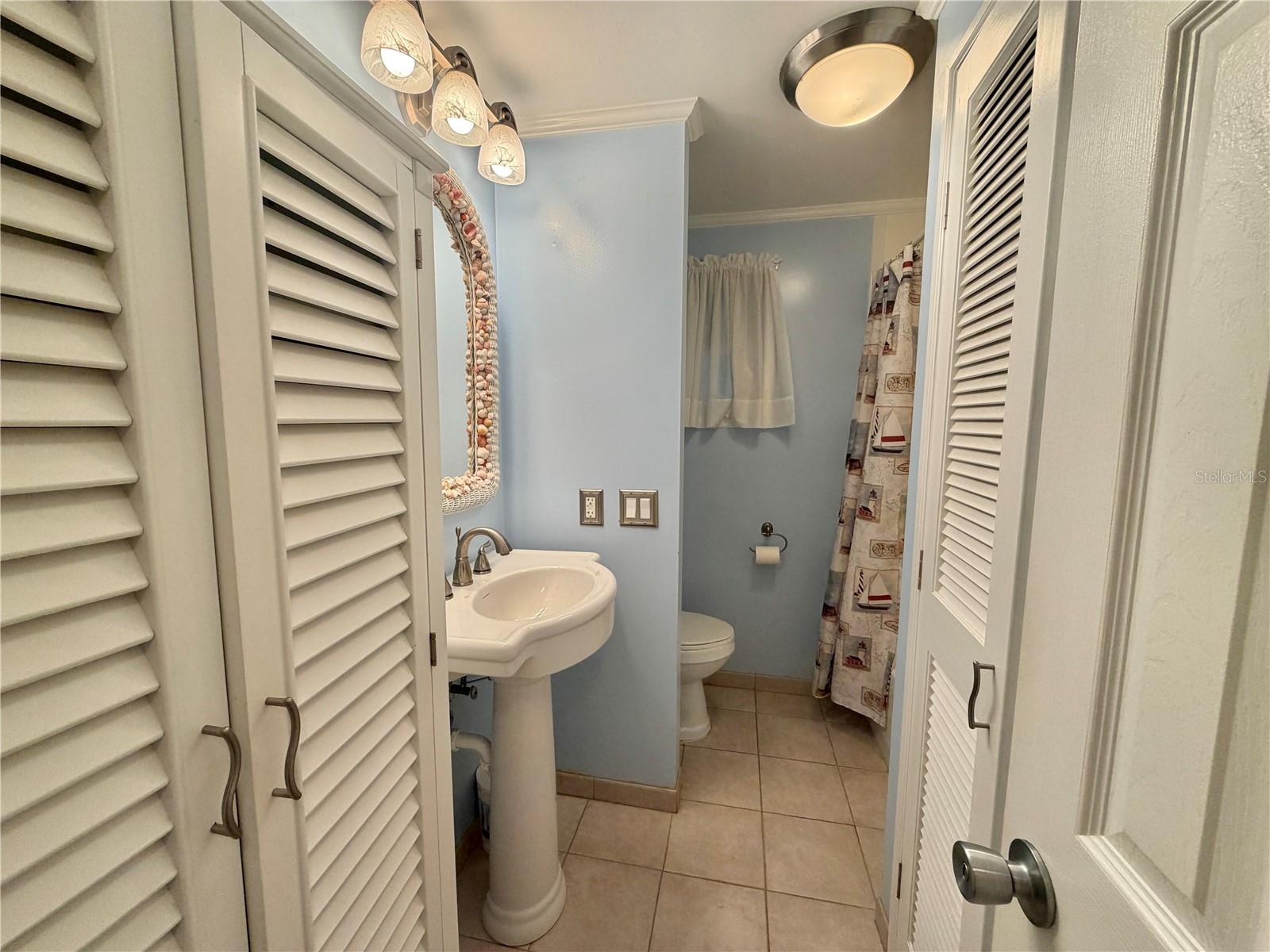 145 ROYAL PALM DR, LEESBURG, FL, 34748