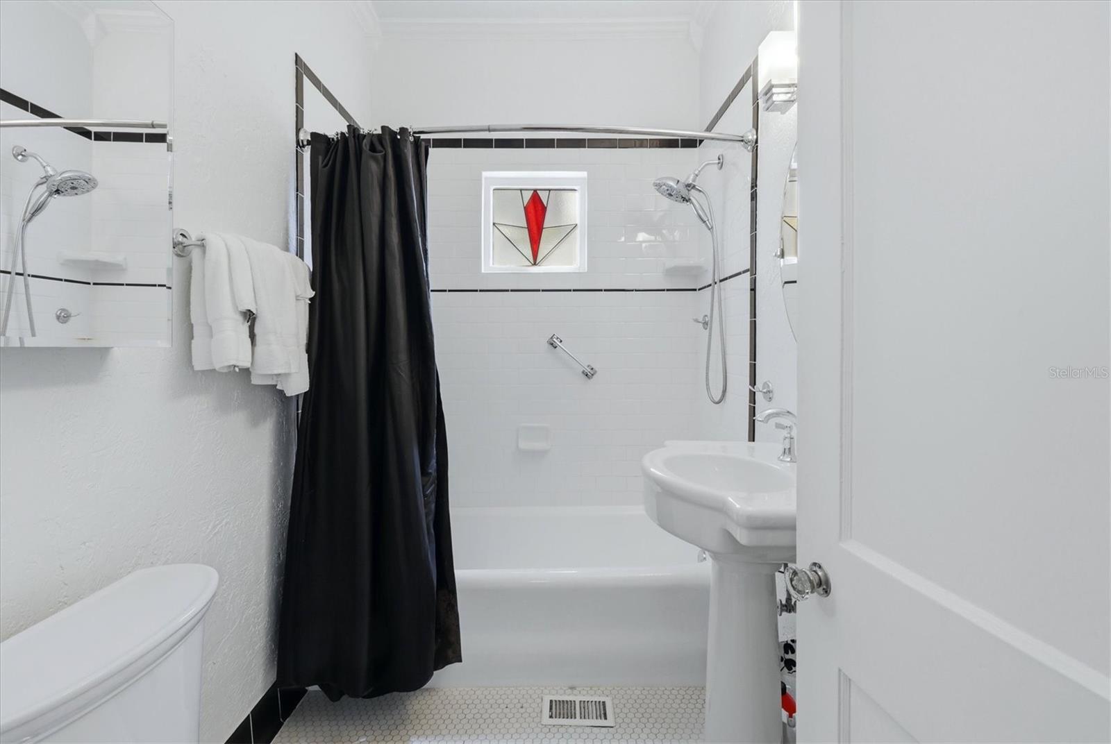 521 HARBOR DR S, VENICE, FL, 34285