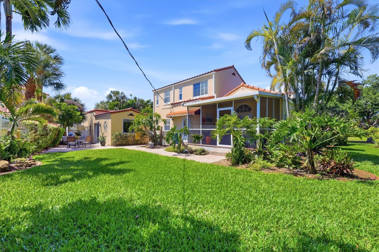 521 HARBOR DR S, VENICE, FL, 34285