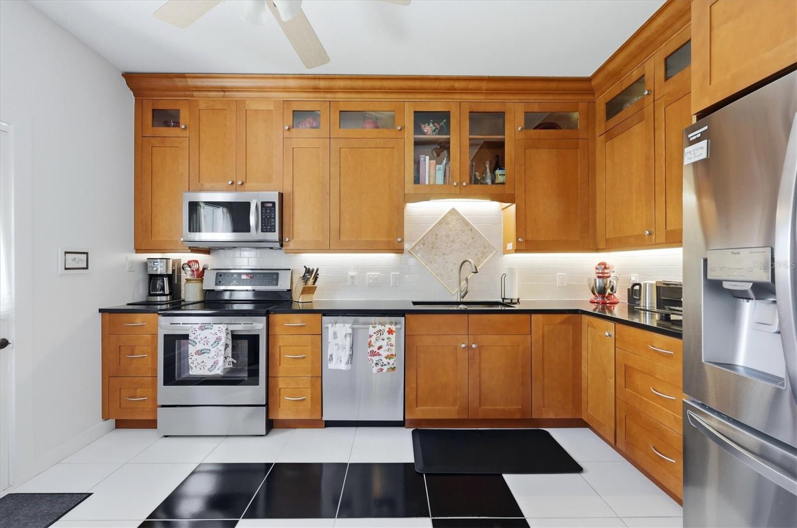 521 HARBOR DR S, VENICE, FL, 34285