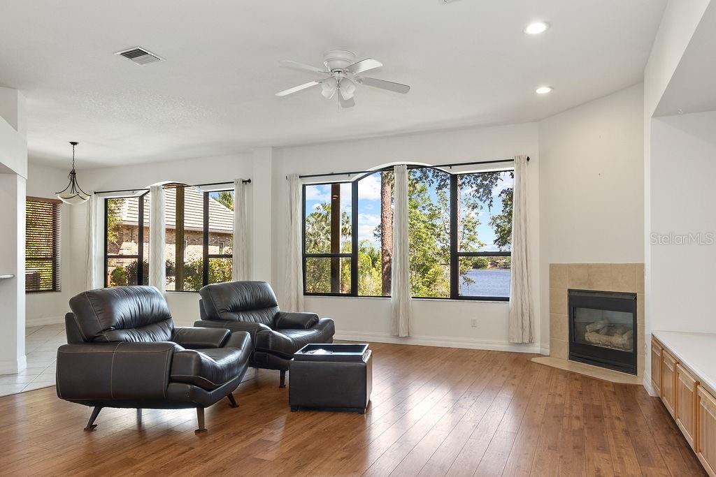 1320 TRAIL BY THE LK, DELAND, FL, 32724