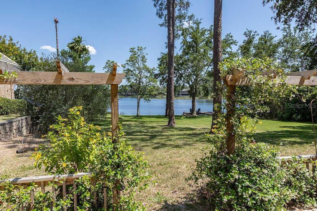 1320 TRAIL BY THE LK, DELAND, FL, 32724