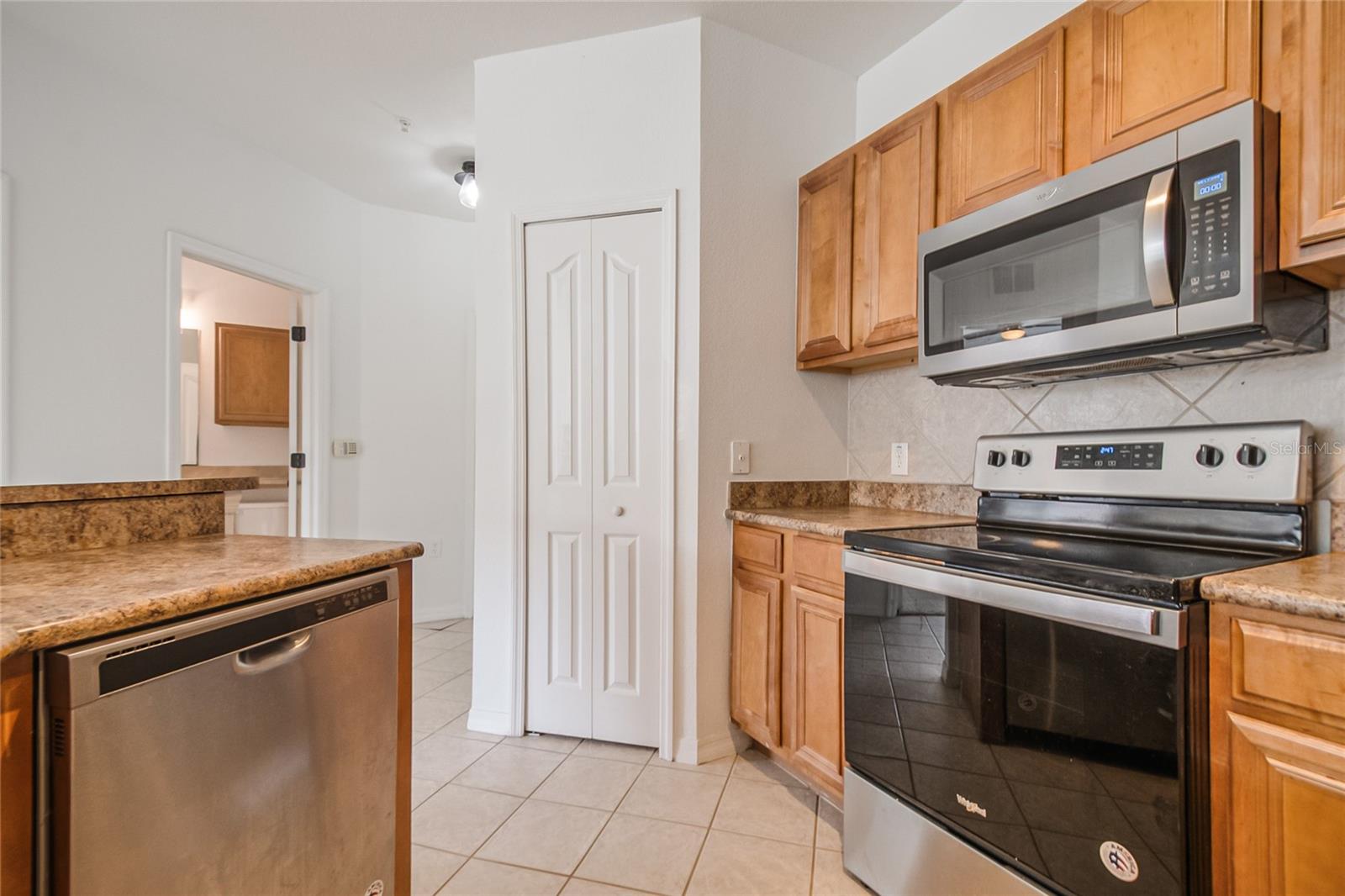 6157 METROWEST BLVD #202, ORLANDO, FL, 32835