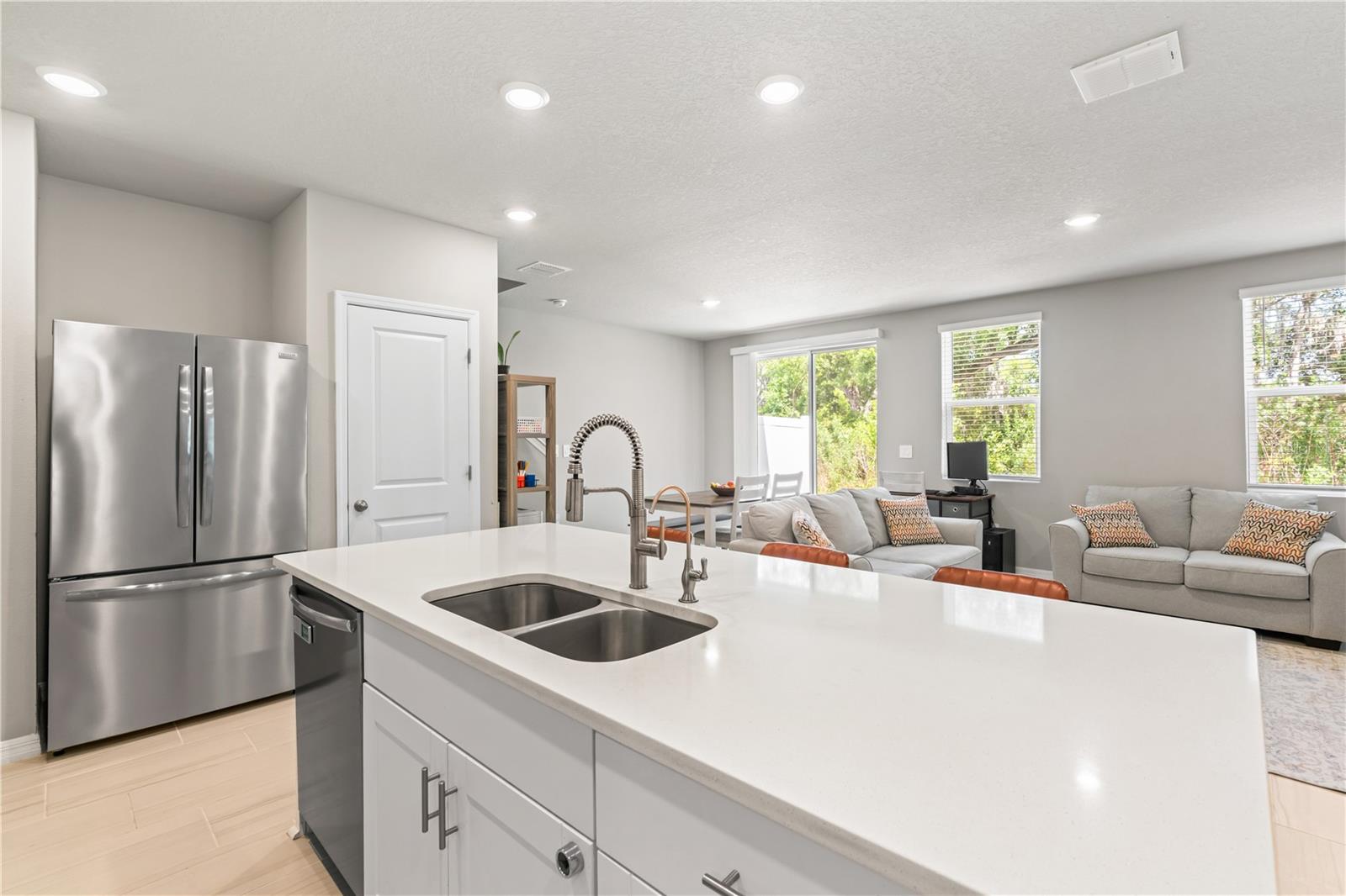 32502 LIMITLESS PL, WESLEY CHAPEL, FL, 33545