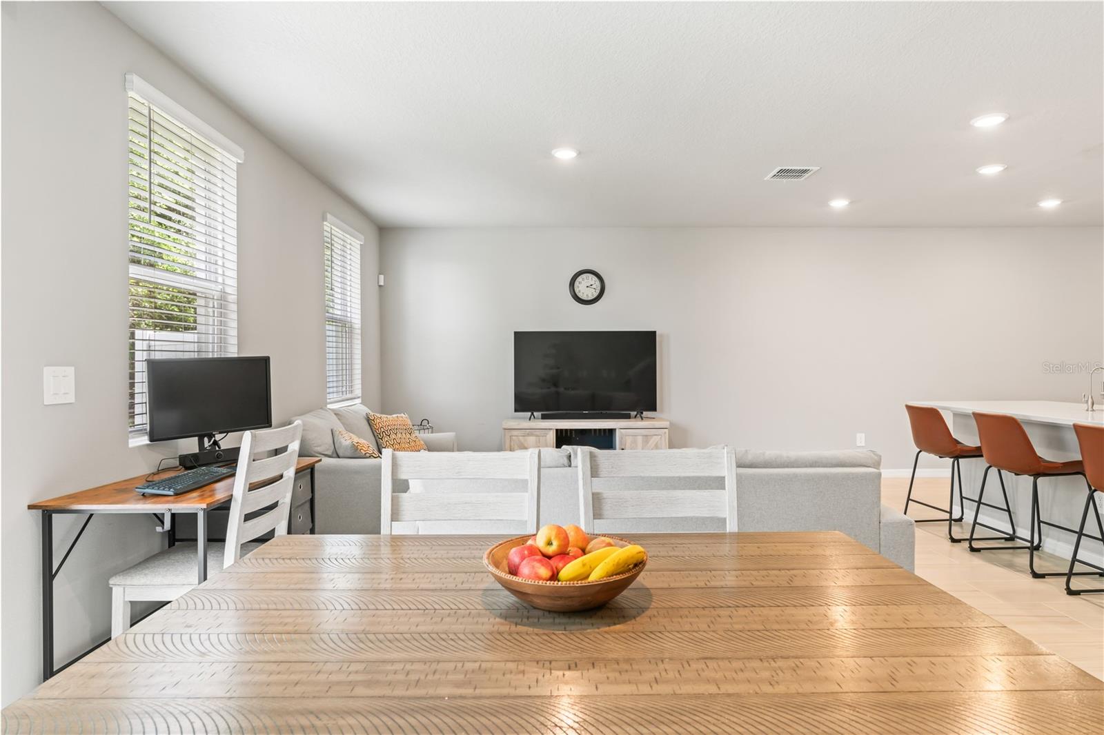 32502 LIMITLESS PL, WESLEY CHAPEL, FL, 33545