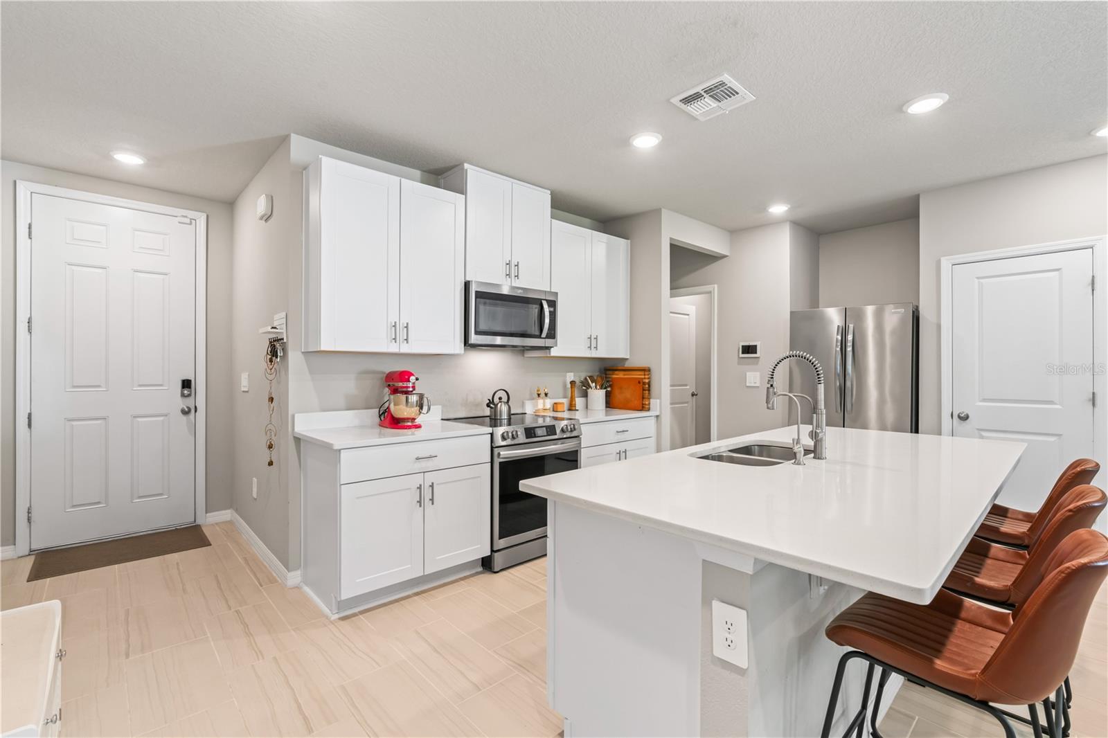 32502 LIMITLESS PL, WESLEY CHAPEL, FL, 33545