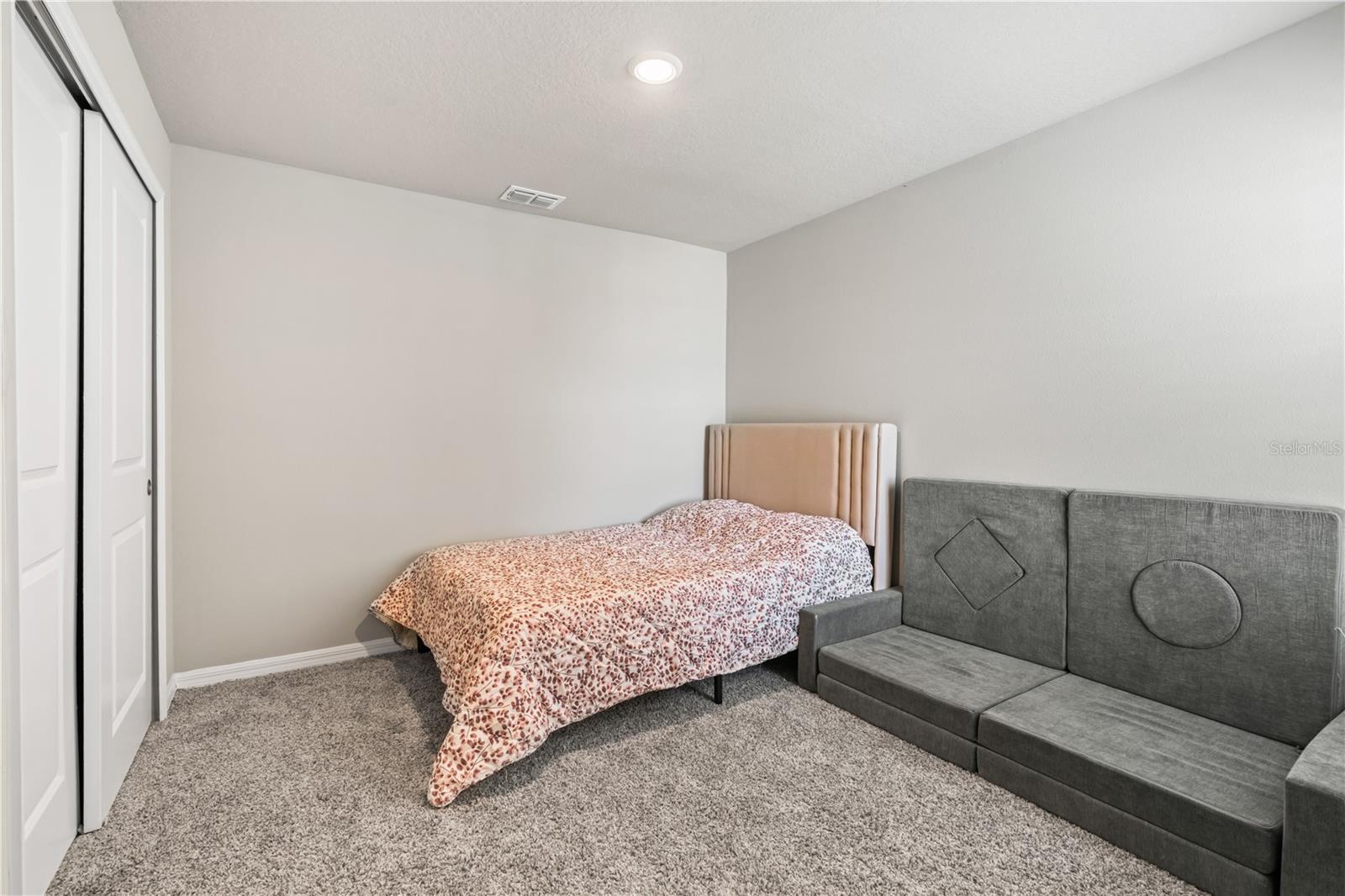 32502 LIMITLESS PL, WESLEY CHAPEL, FL, 33545