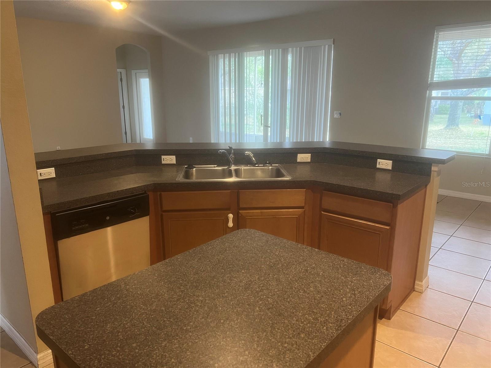 603 ERROL PARKWAY, APOPKA, FL, 32712