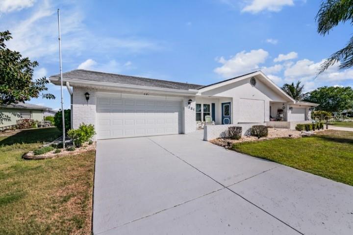 381 CLUB MANOR DR, SUN CITY CENTER, FL, 33573