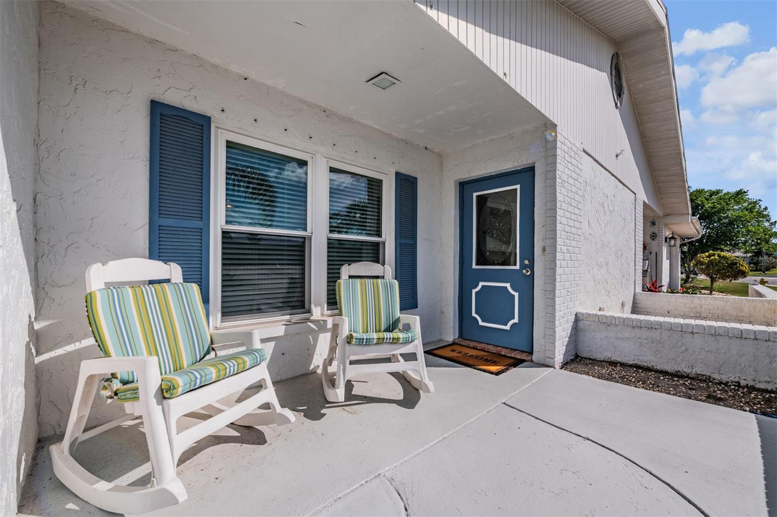 381 CLUB MANOR DR, SUN CITY CENTER, FL, 33573