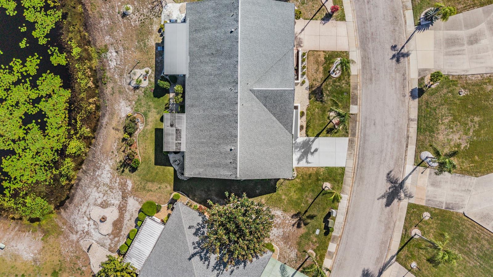 381 CLUB MANOR DR, SUN CITY CENTER, FL, 33573