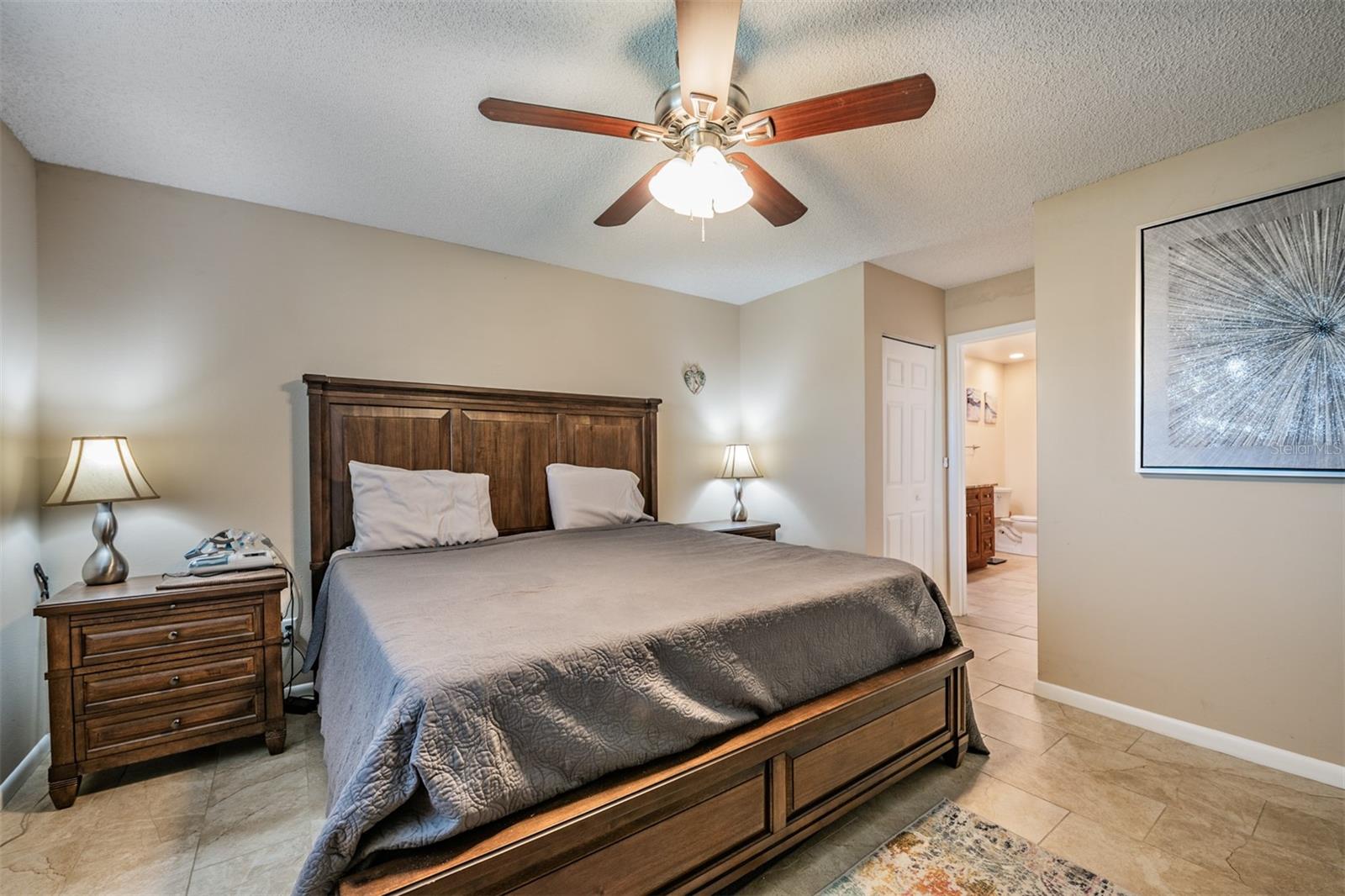 381 CLUB MANOR DR, SUN CITY CENTER, FL, 33573