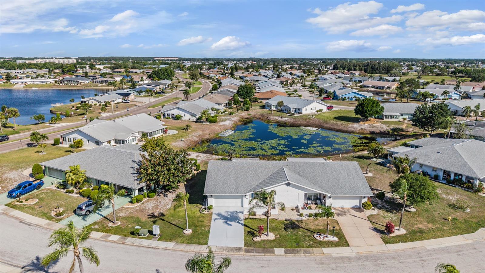 381 CLUB MANOR DR, SUN CITY CENTER, FL, 33573