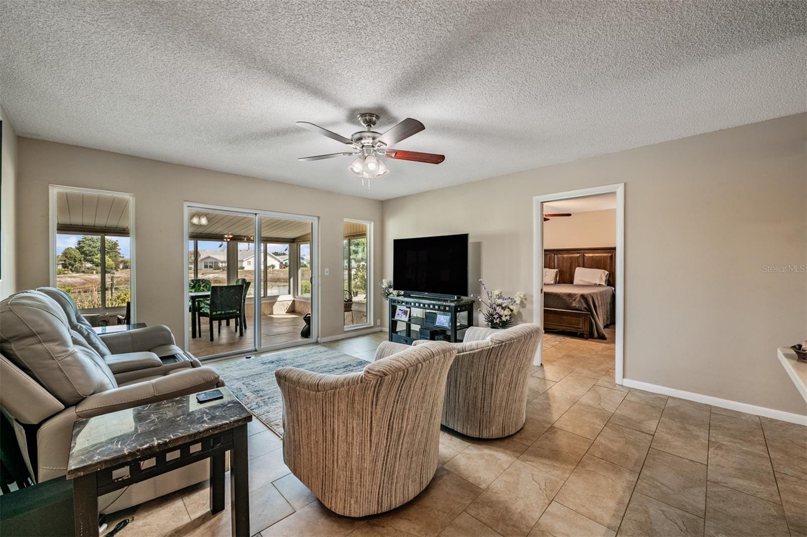 381 CLUB MANOR DR, SUN CITY CENTER, FL, 33573