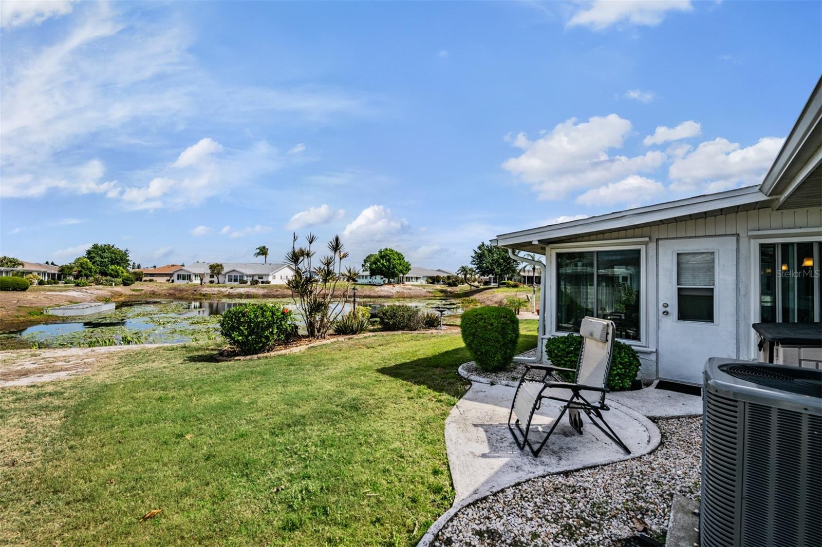 381 CLUB MANOR DR, SUN CITY CENTER, FL, 33573