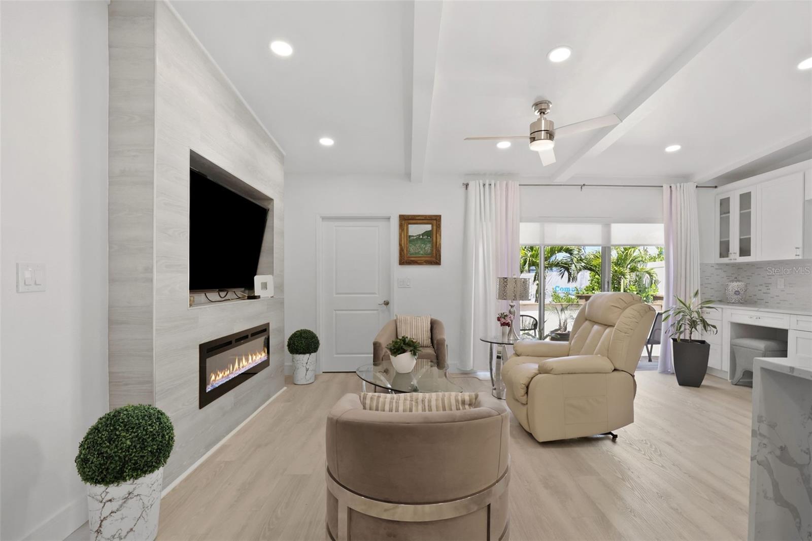 25 SANDPIPER RD, TAMPA, FL, 33609