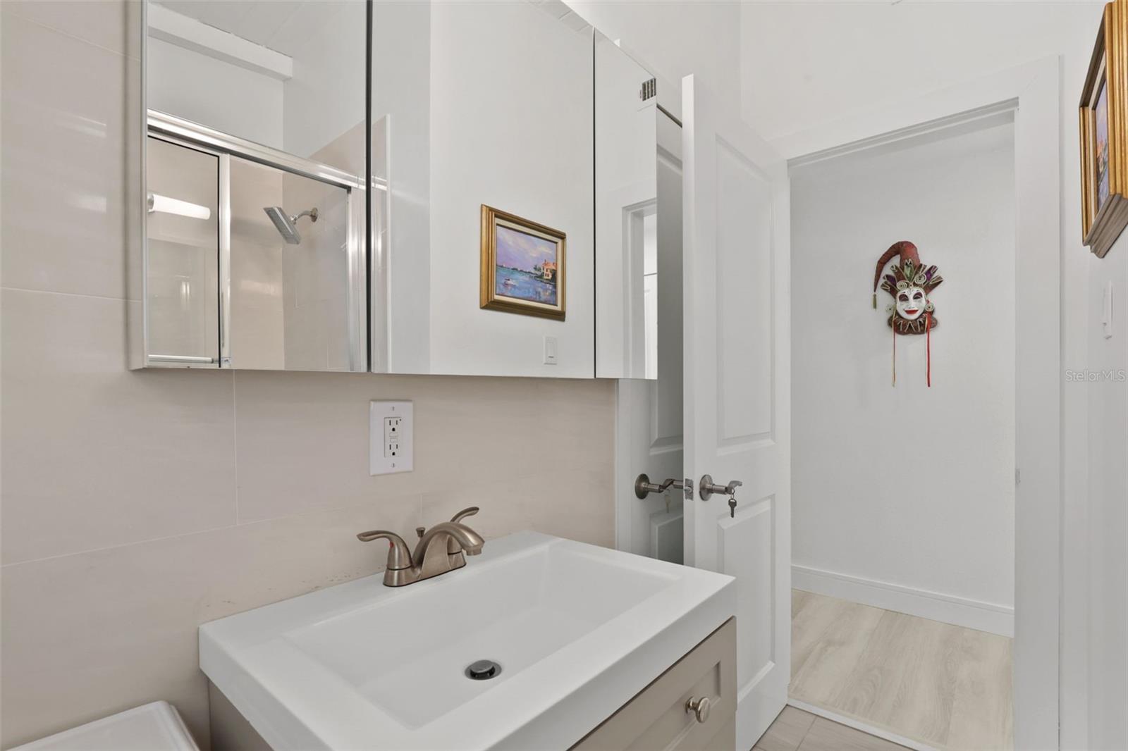 25 SANDPIPER RD, TAMPA, FL, 33609