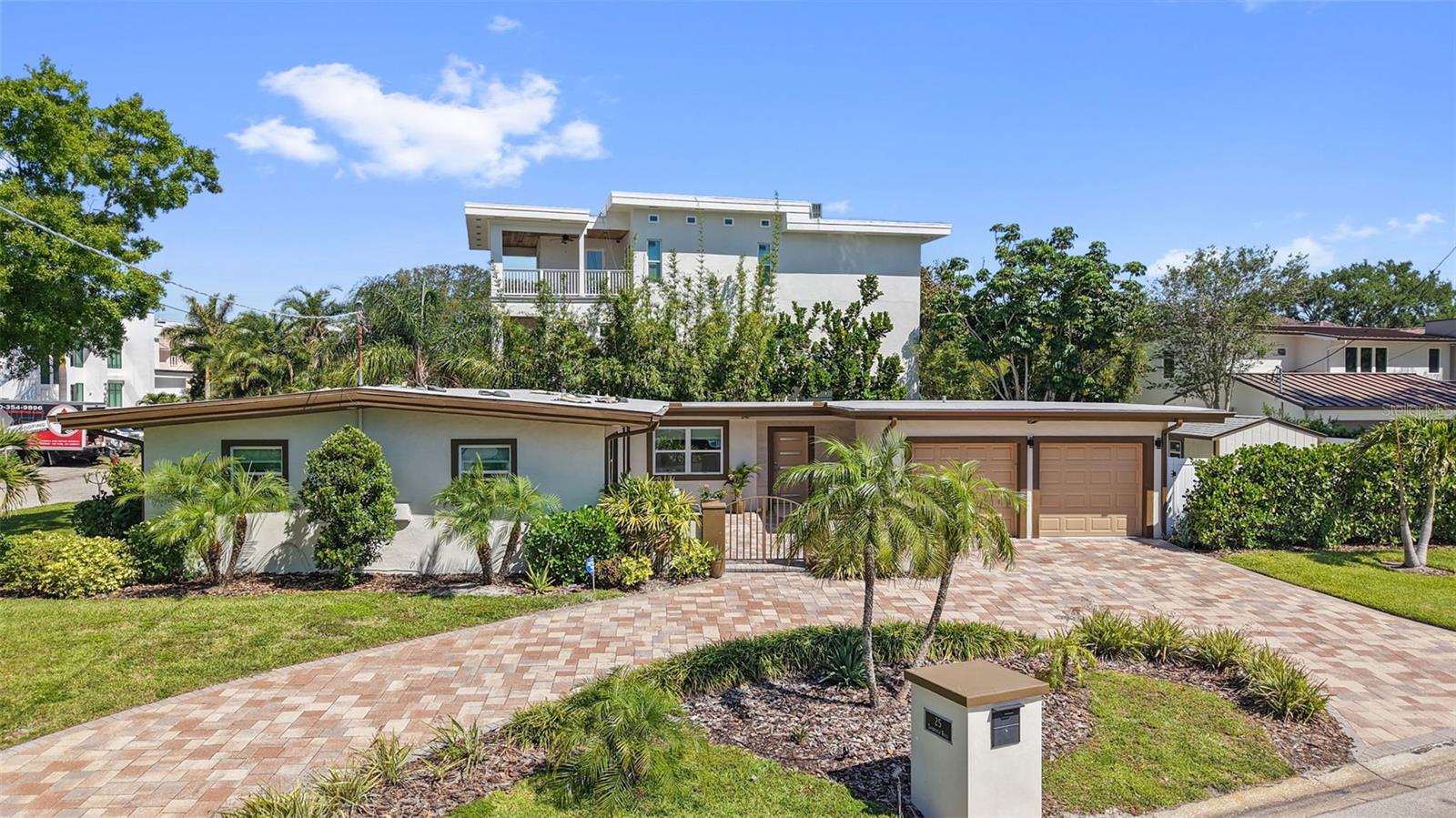 25 SANDPIPER RD, TAMPA, FL, 33609