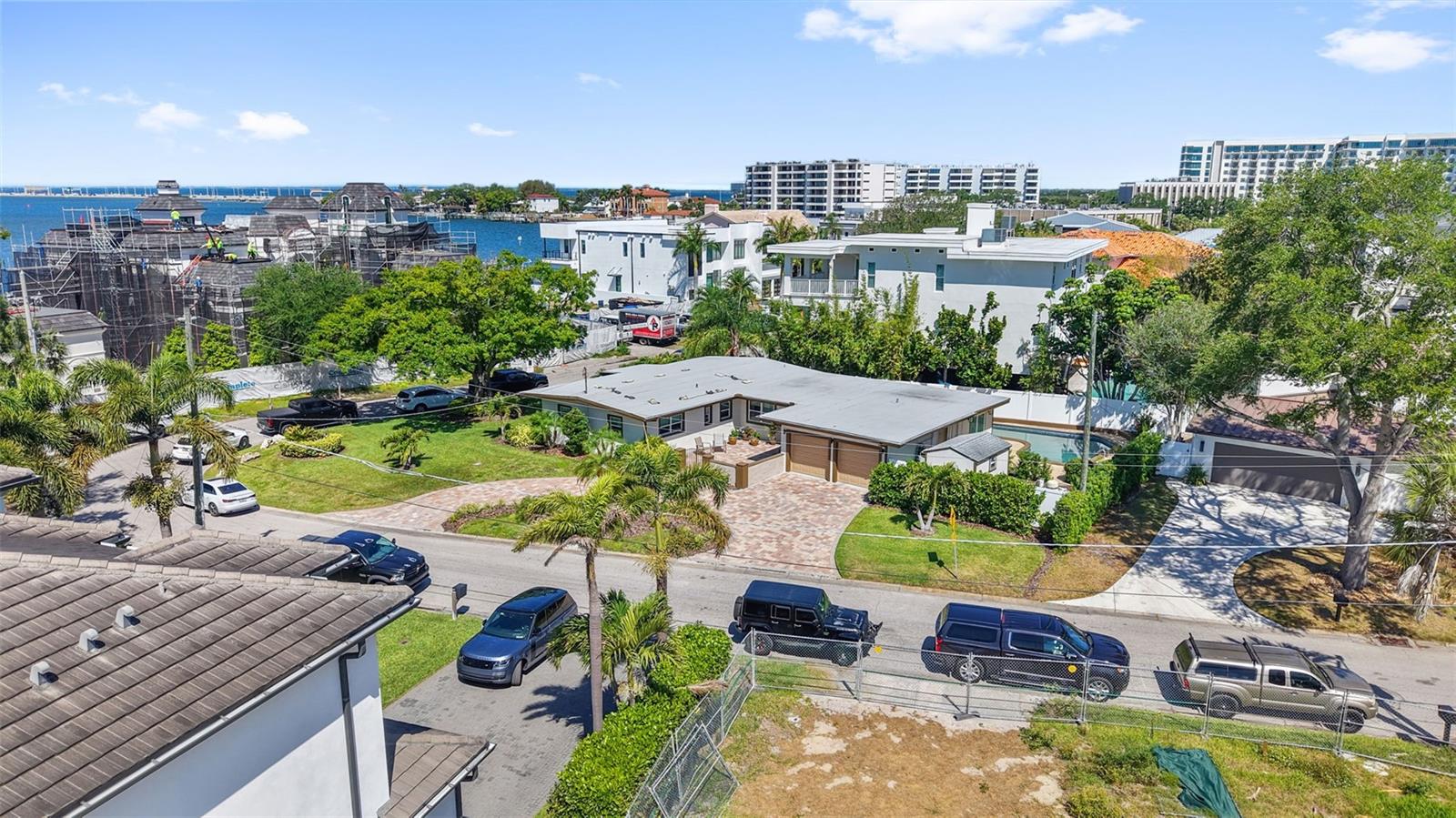 25 SANDPIPER RD, TAMPA, FL, 33609