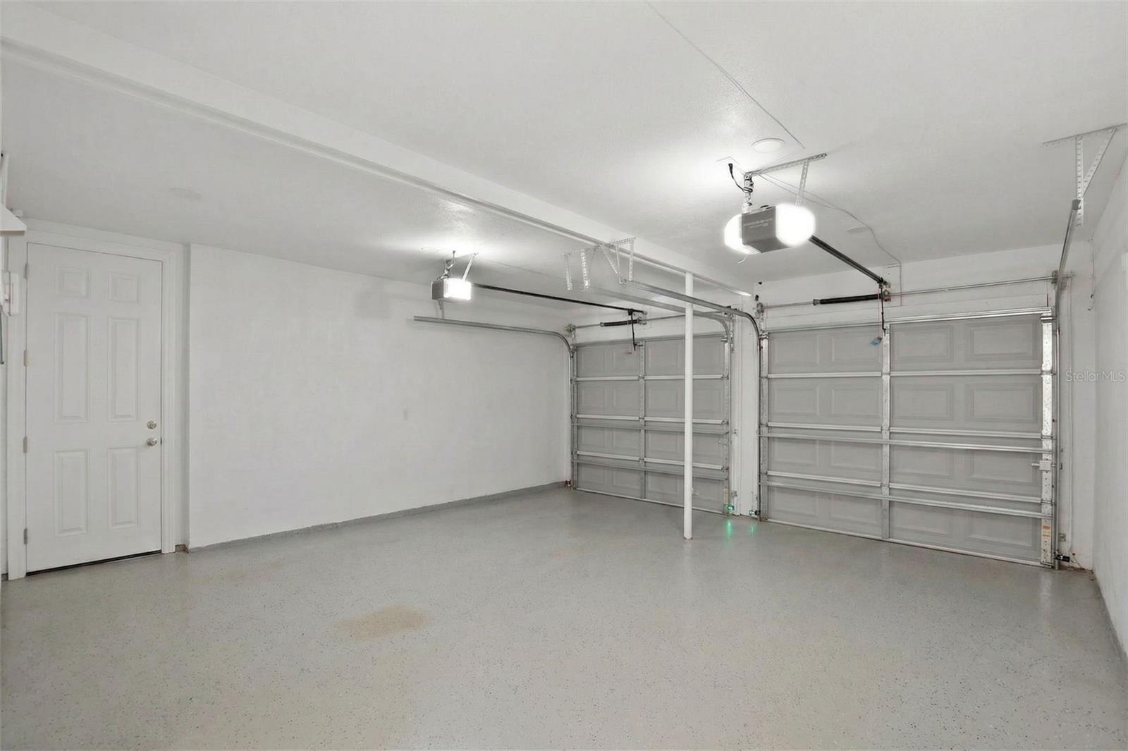 25 SANDPIPER RD, TAMPA, FL, 33609