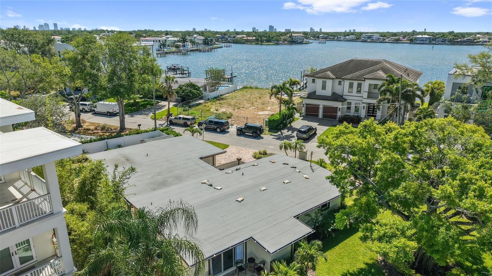 25 SANDPIPER RD, TAMPA, FL, 33609