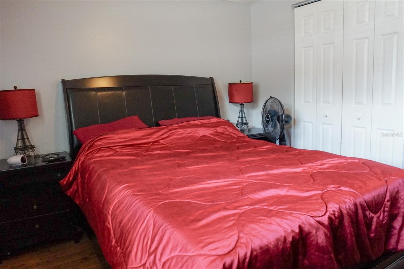 1032 HOLLYWOOD AVE, CLEARWATER, FL, 33759