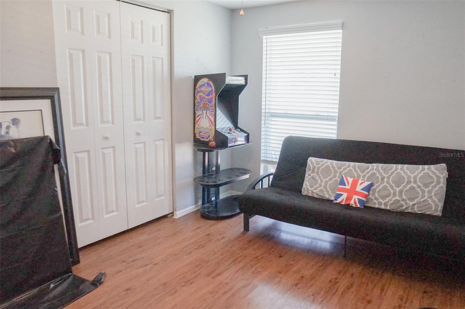 1032 HOLLYWOOD AVE, CLEARWATER, FL, 33759