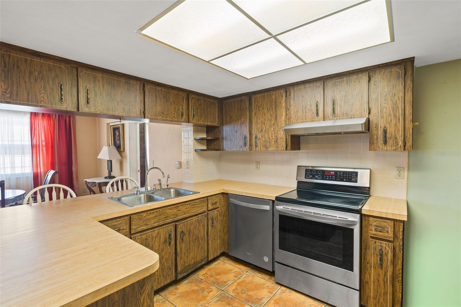 8615 GANDY LN, PORT RICHEY, FL, 34668