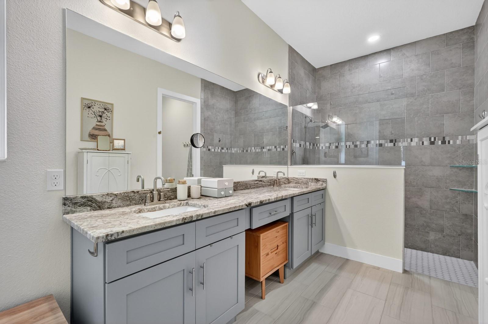 22 WHITE HURST LN, PALM COAST, FL, 32164