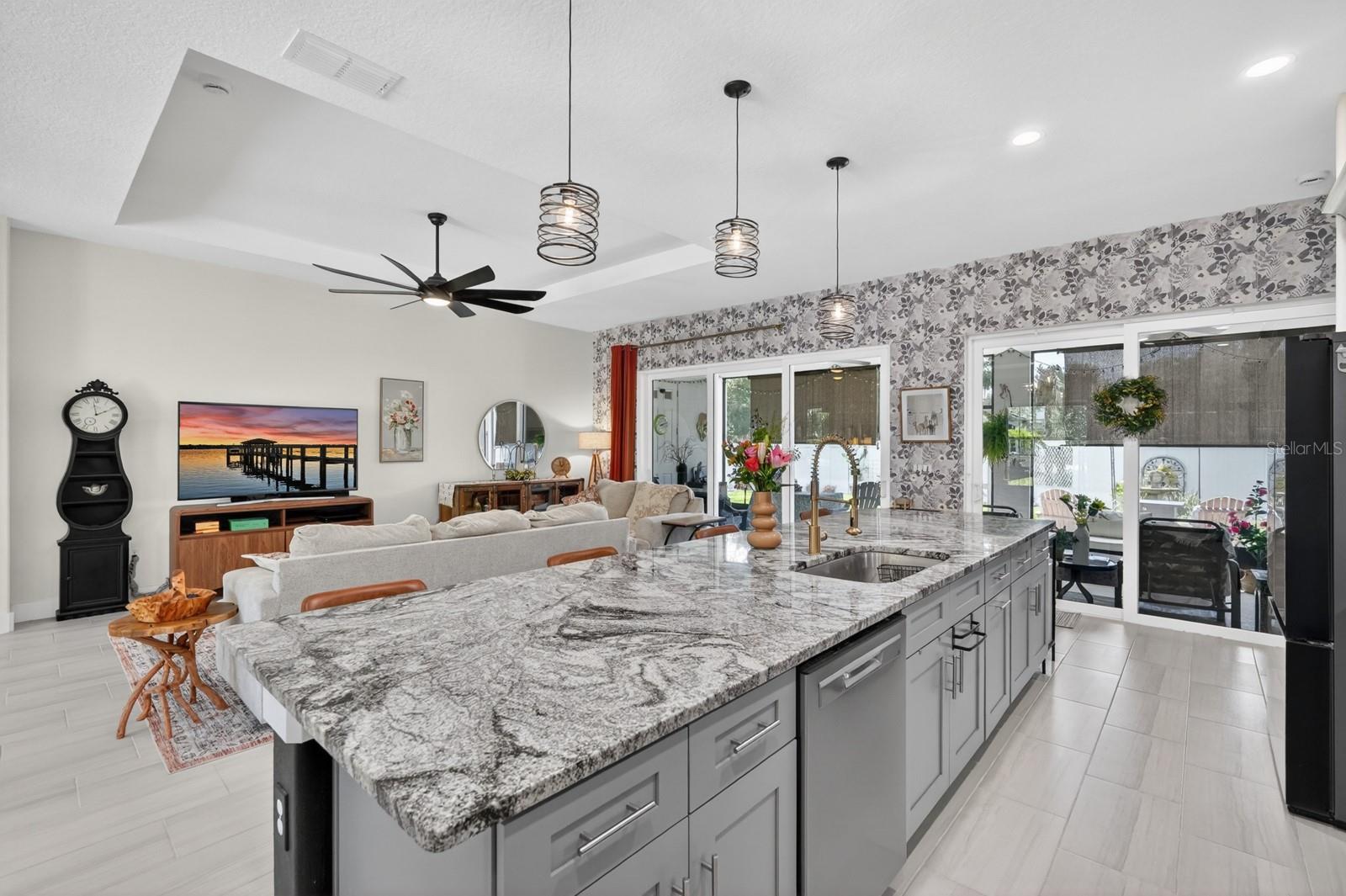 22 WHITE HURST LN, PALM COAST, FL, 32164