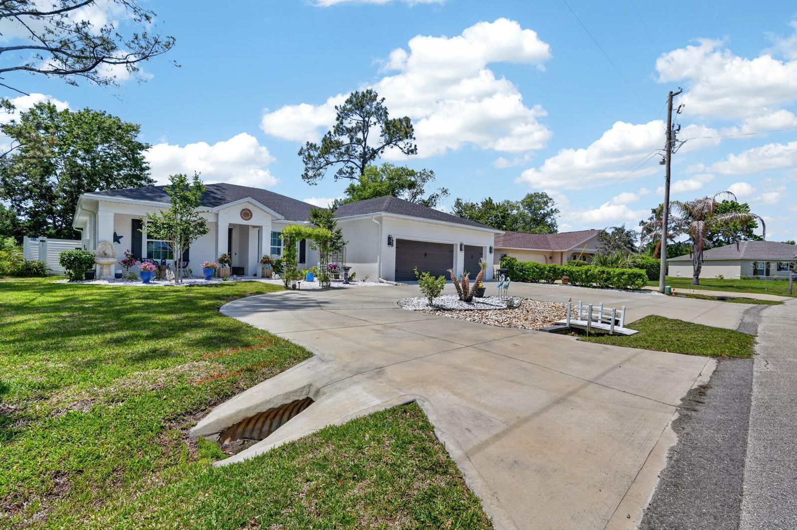 22 WHITE HURST LN, PALM COAST, FL, 32164