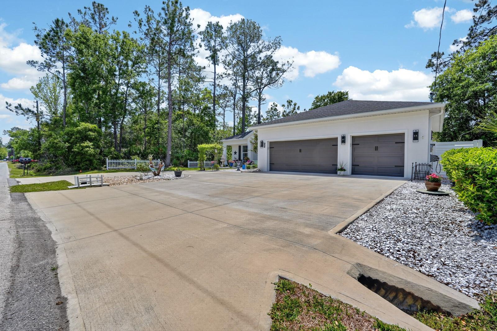 22 WHITE HURST LN, PALM COAST, FL, 32164