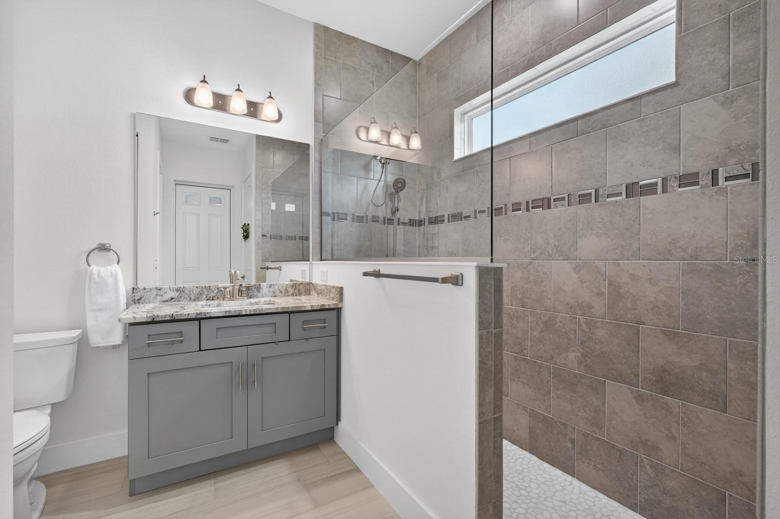 22 WHITE HURST LN, PALM COAST, FL, 32164