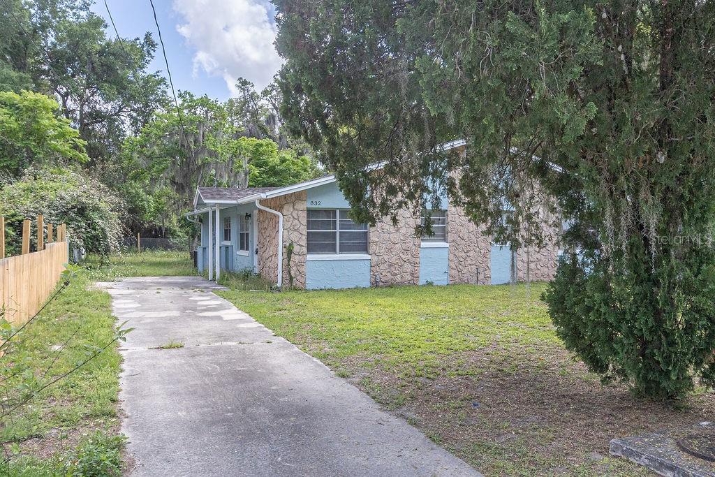 832 E INDIANA AVE, DELAND, FL, 32724