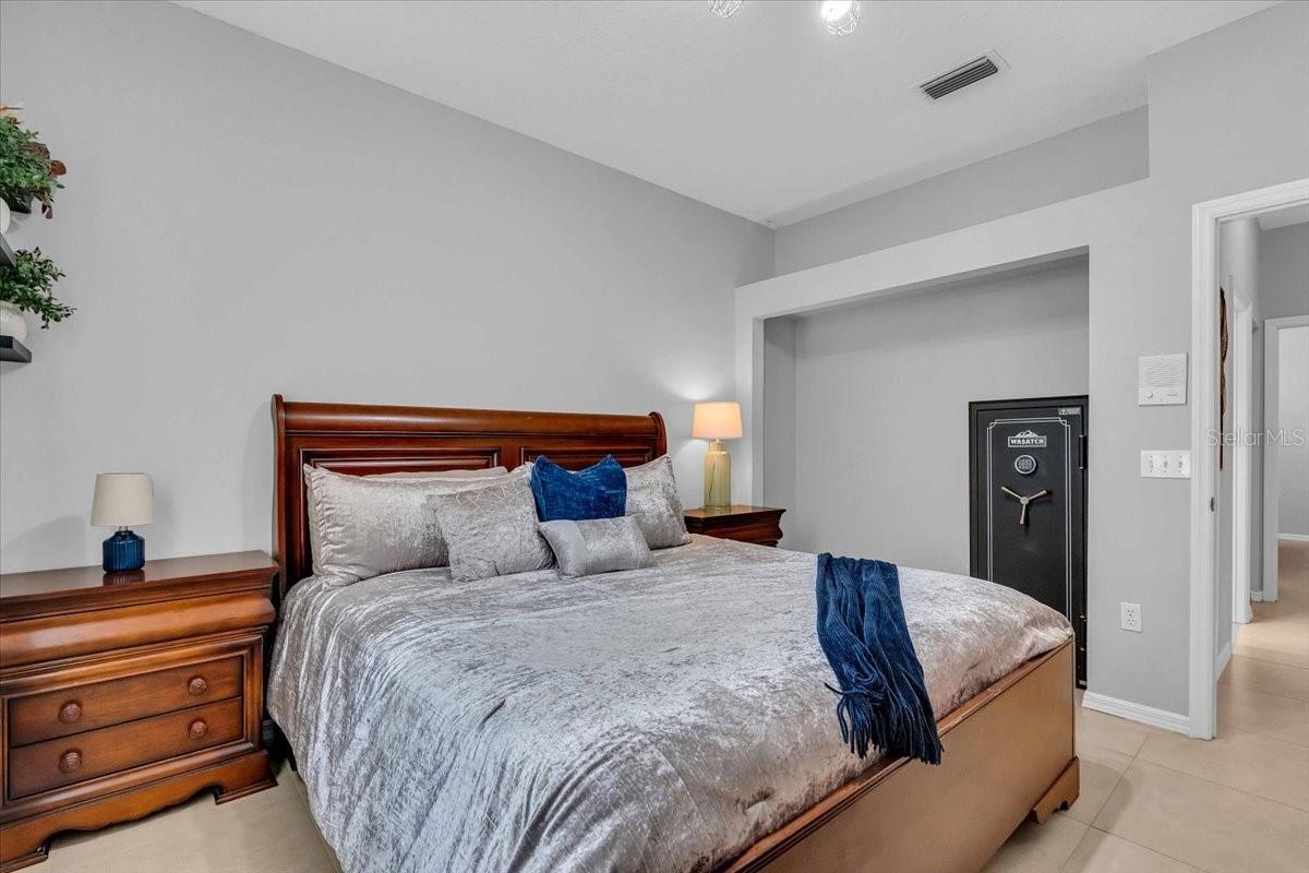 11835 HOLLYHOCK DR, LAKEWOOD RANCH, FL, 34202