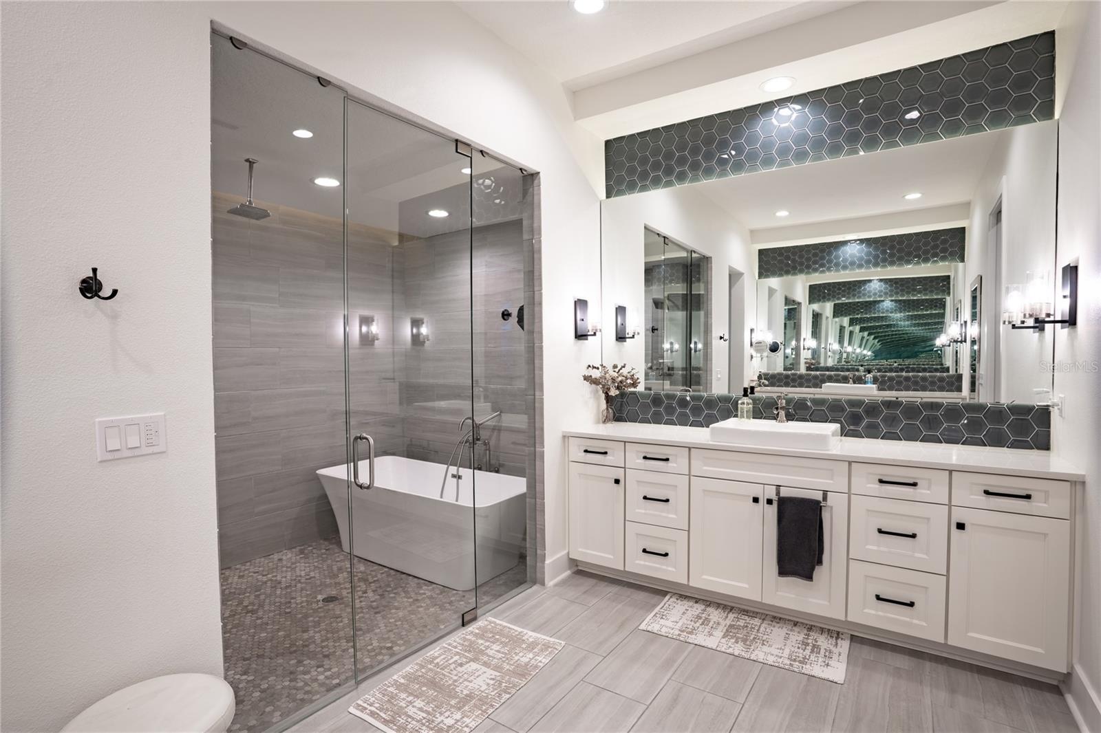 19101 MAGNOLIA FARMS LN, ODESSA, FL, 33556