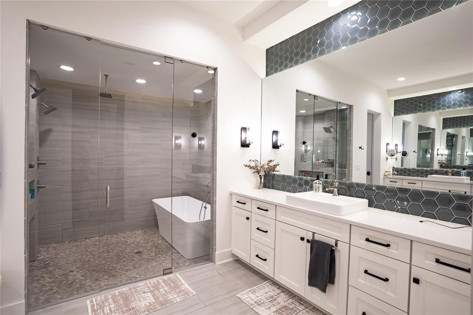 19101 MAGNOLIA FARMS LN, ODESSA, FL, 33556