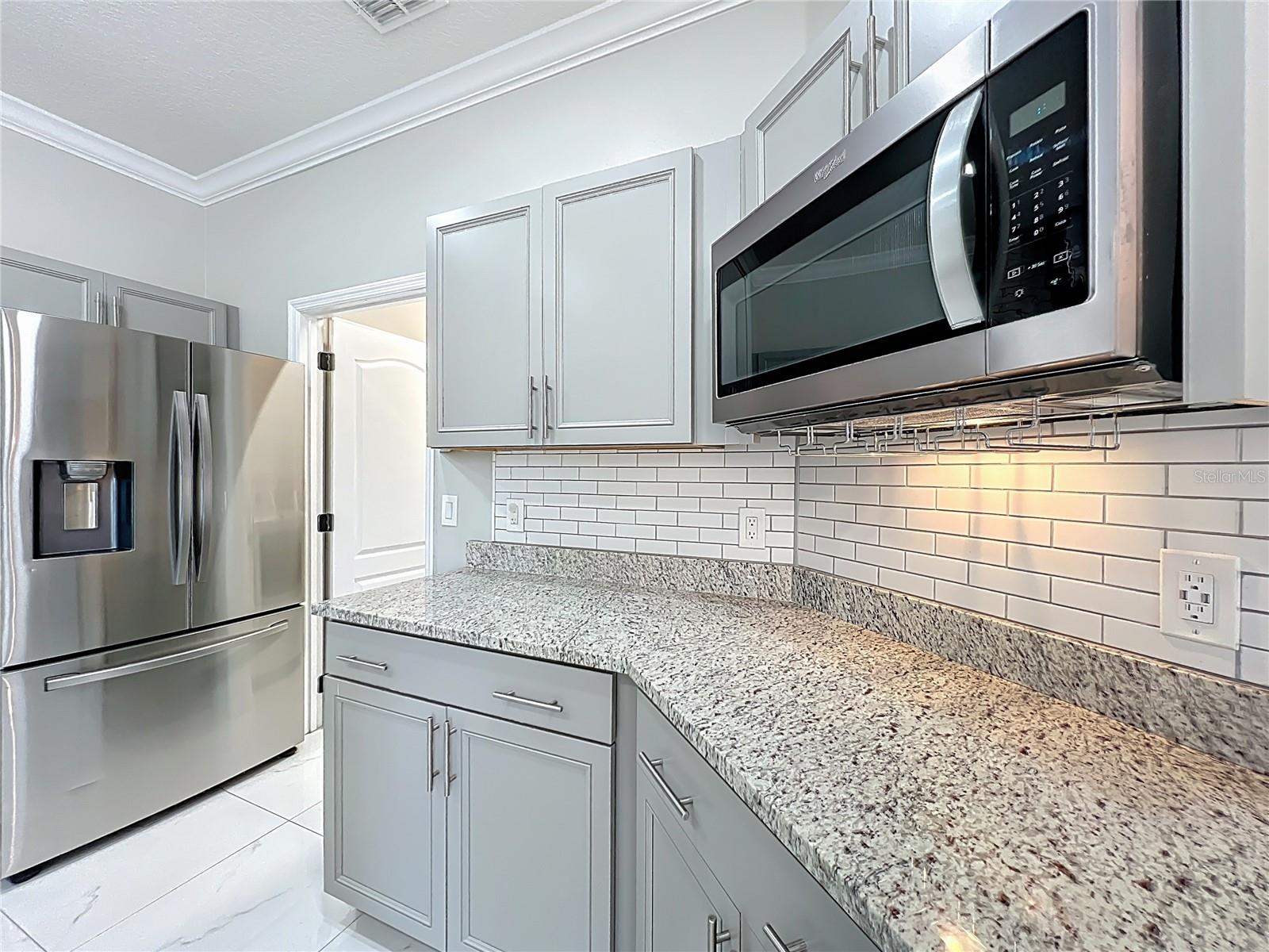 9334 WHISPERING MEADOWS LANE, ORLANDO, FL, 32825