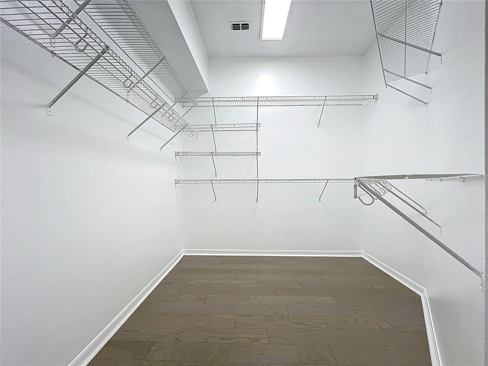 9334 WHISPERING MEADOWS LANE, ORLANDO, FL, 32825