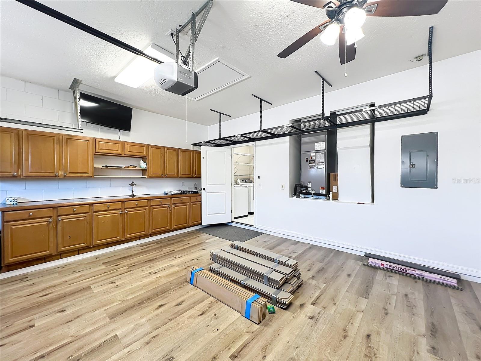 9334 WHISPERING MEADOWS LANE, ORLANDO, FL, 32825