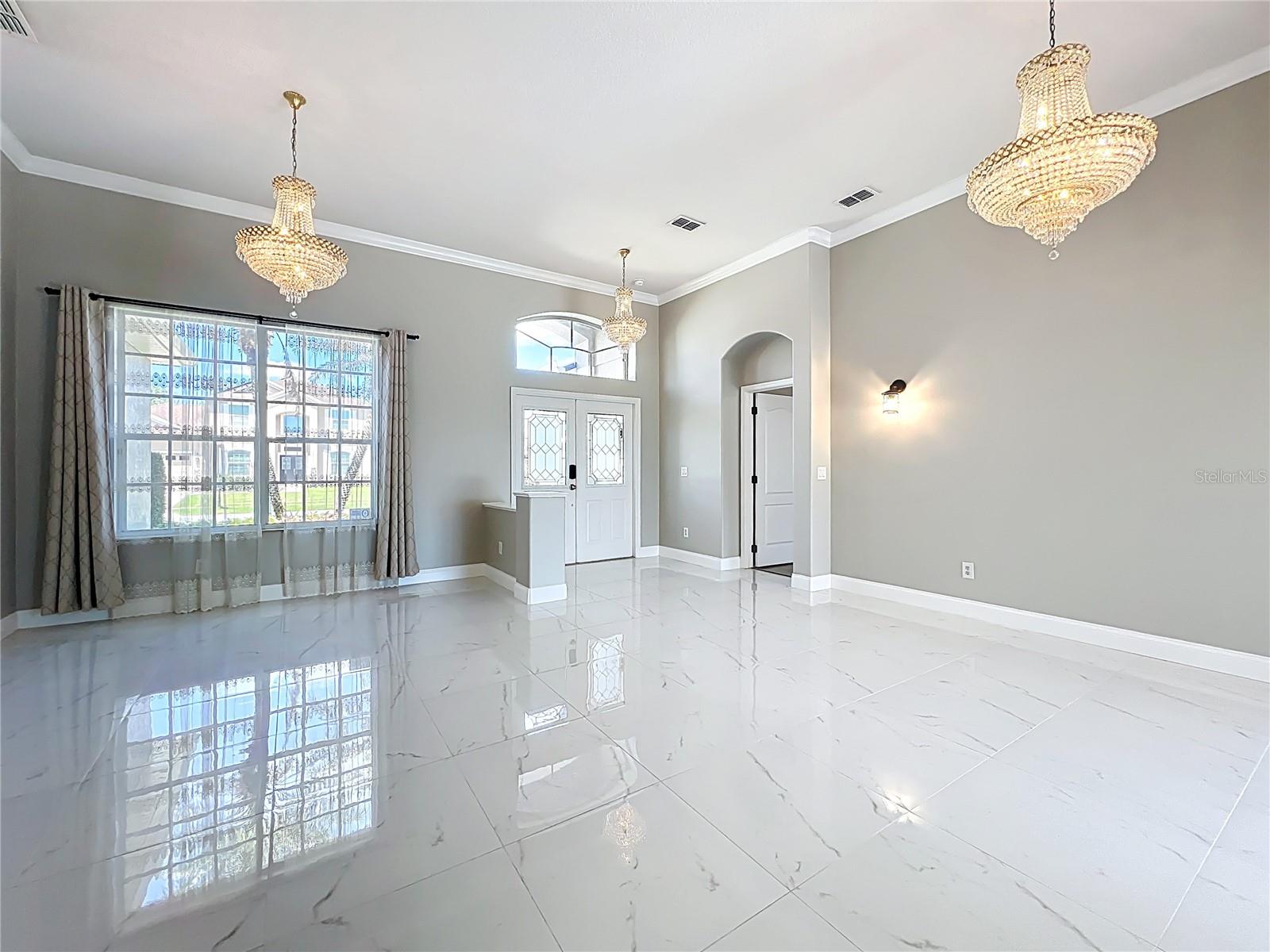 9334 WHISPERING MEADOWS LANE, ORLANDO, FL, 32825