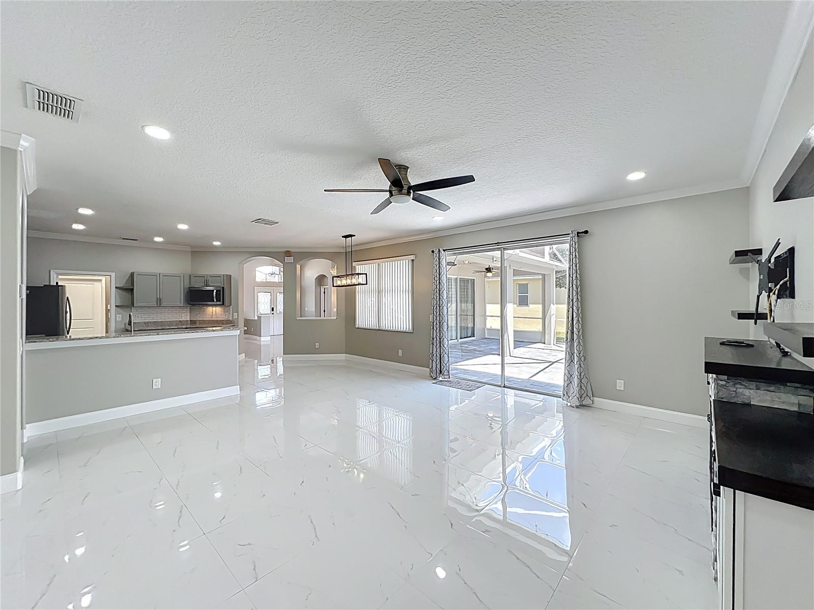 9334 WHISPERING MEADOWS LANE, ORLANDO, FL, 32825