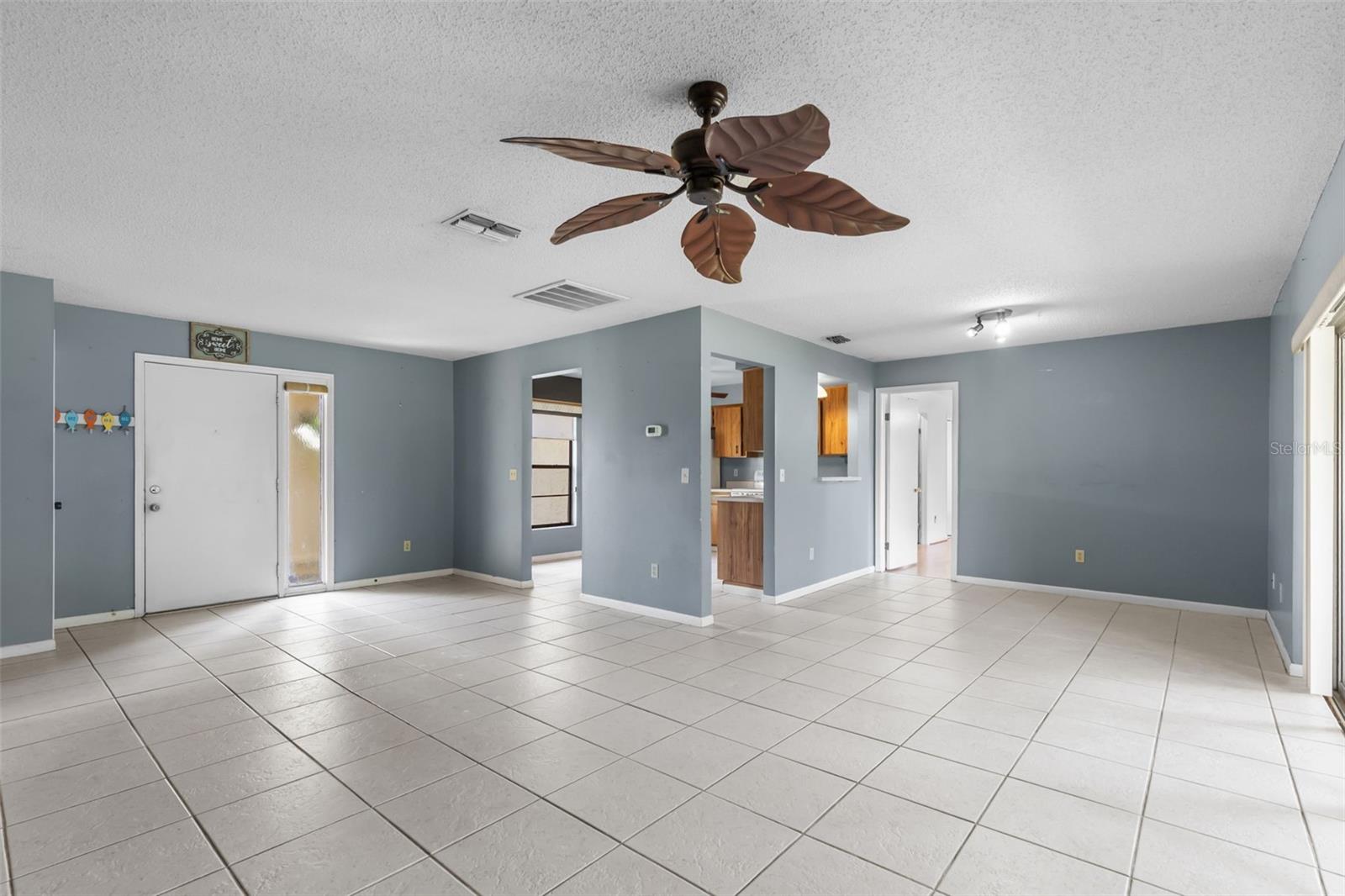 17635 MEADOWBRIDGE DR, LUTZ, FL, 33549