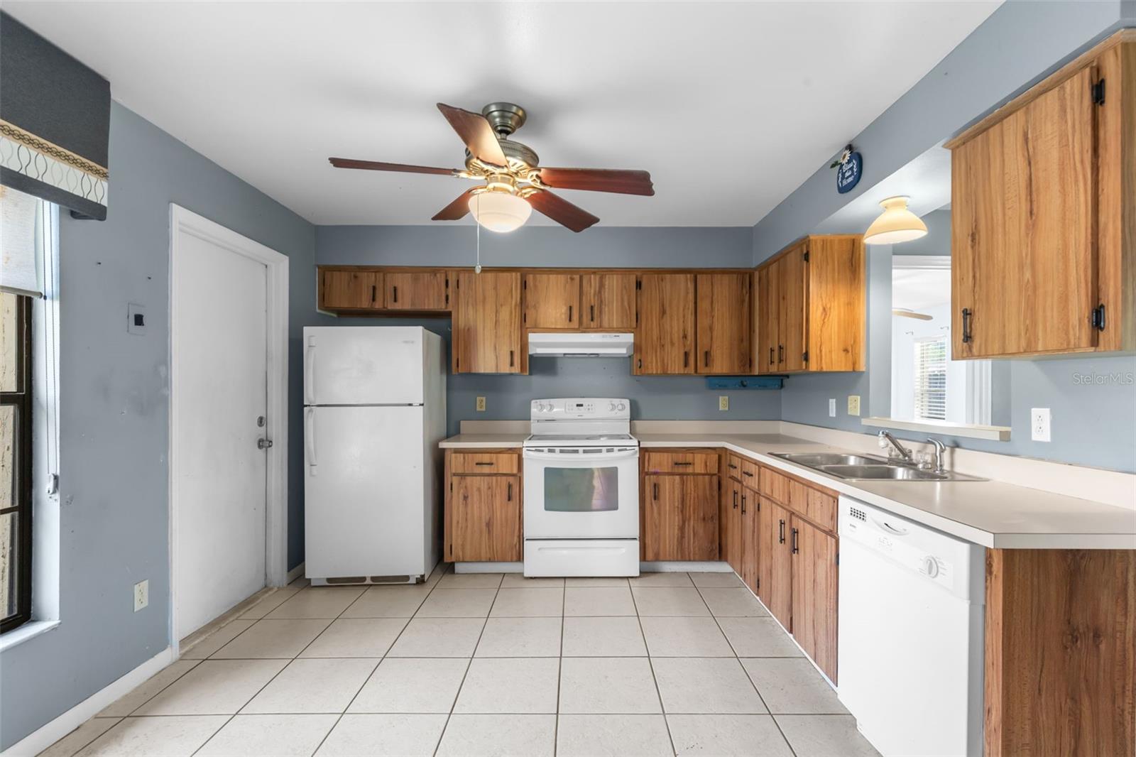 17635 MEADOWBRIDGE DR, LUTZ, FL, 33549